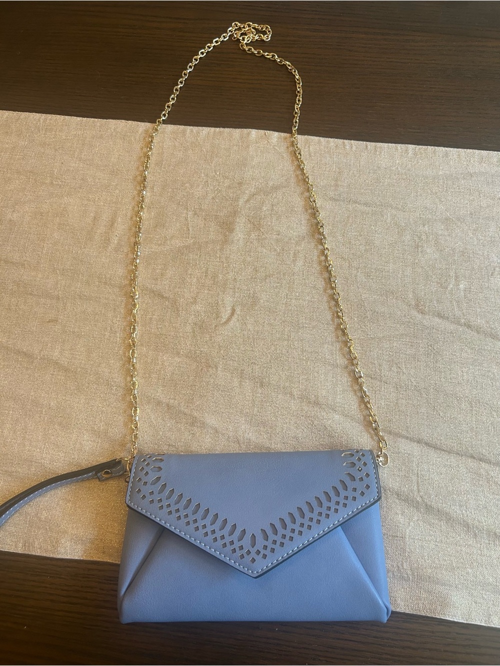 Urban Expressions Blue Envelope Crossbody Clutch Wristlet Gold Chain